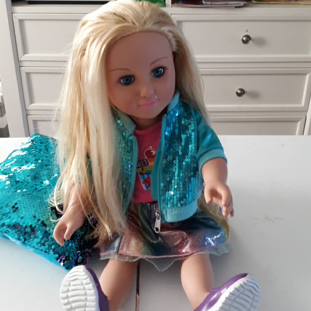 Jo Jo Siwa doll and pillow